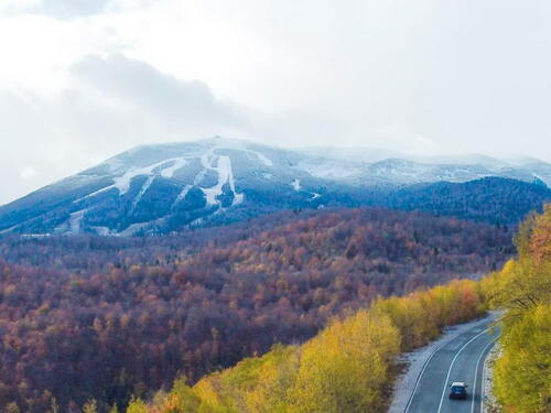 Na Bjelašnici jutros minus 10 stepeni, danas oblačno sa slabim snijegom