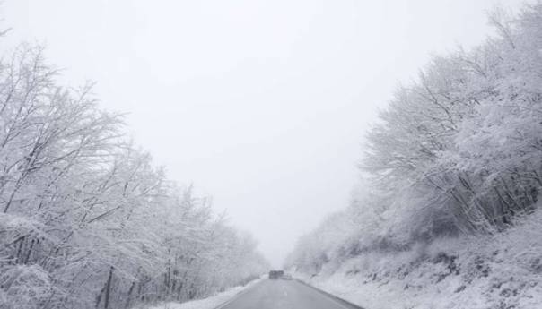 Na Bjelašnici minus 19, u Bosni umjereno do pretežno oblačno, u Hercegovini sunčano