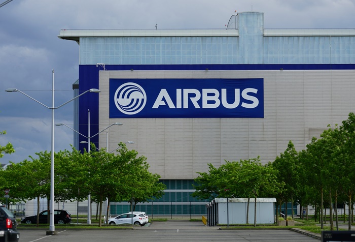 Na božićnoj večeri Airbusa 700 radnika se otrovalo hranom?