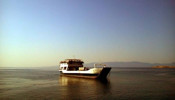 Na brodu usidrenom kod Atine 119 osoba pozitivno na koronavirus