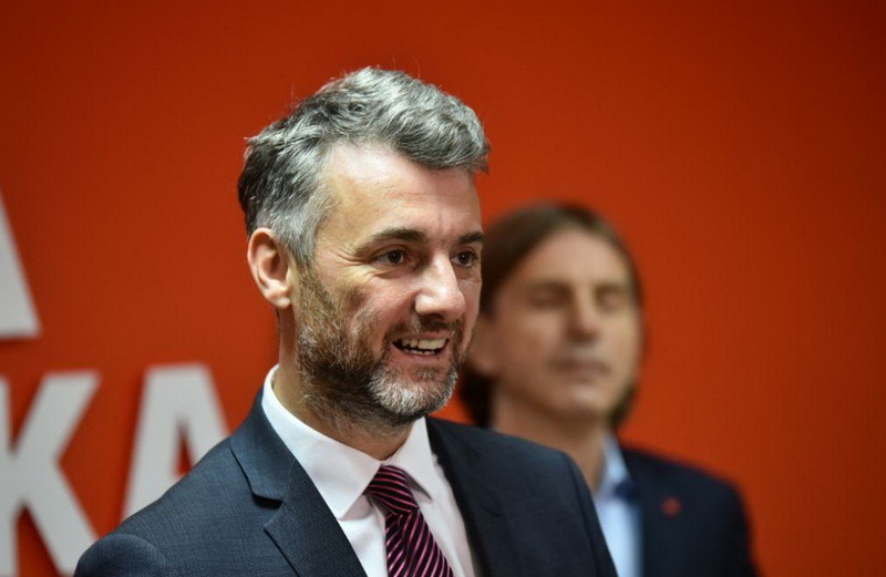 Na čelo Naše stranke danas dolazi Edin Forto