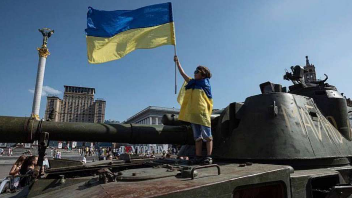 Na Dan nezavisnosti Ukrajine u Kijevu parada uništenih ruskih tenkova