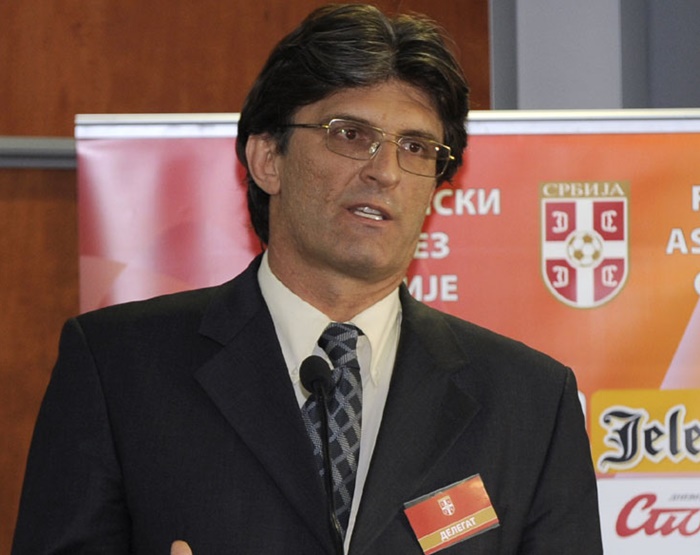 Na današnji dan preminuo novinar i književnik Dragan Šimović