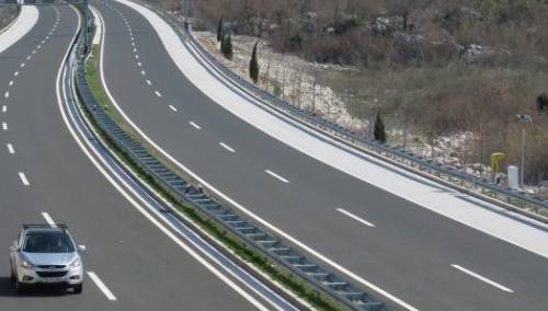 Na dionici autoputa Sarajevo sjever-Podlugovi, saobraća se dvosmjerno