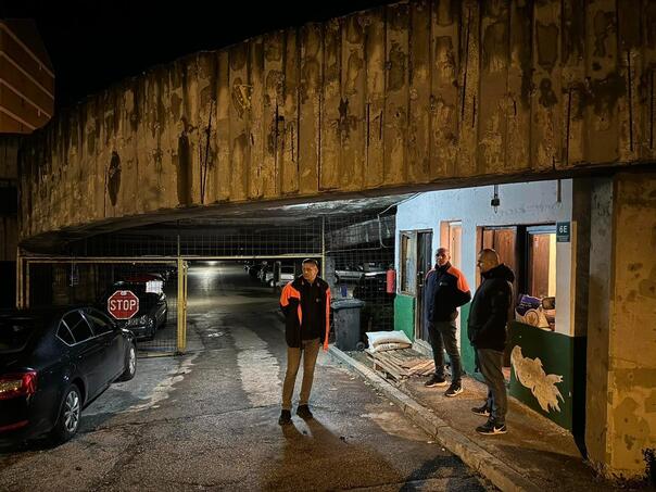 Na Dobrinji napadnut radnik preduzeća RAD, prevezen na KCUS