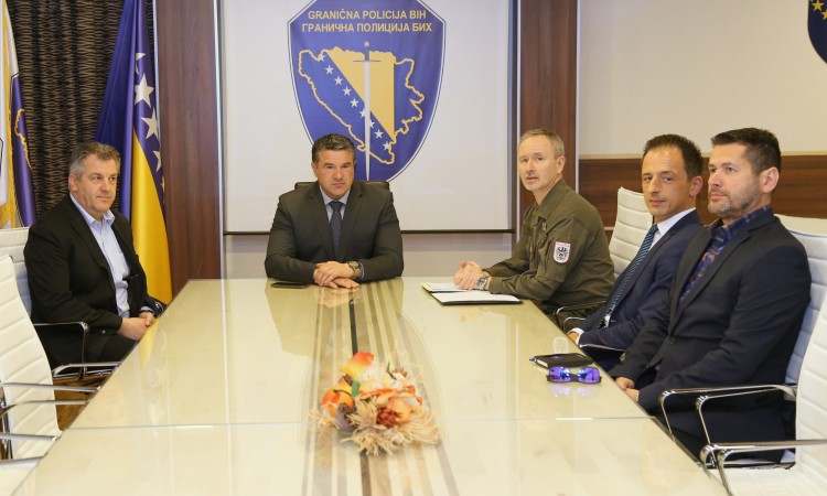 Na globalne probleme možemo odgovoriti samo zajedničkim naporima