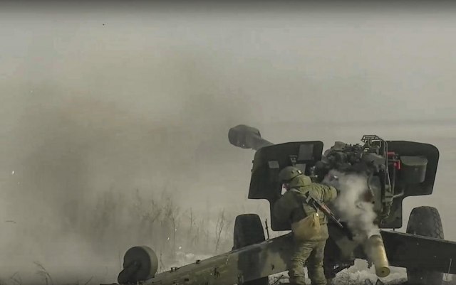 Na granici Ukrajine i Rusije odjekuje teška paljba