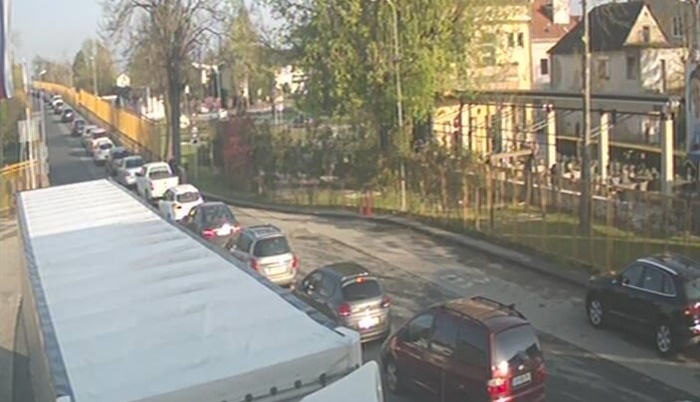 Na graničnim prelazima pojačana frekvencija vozila na izlazu iz BiH