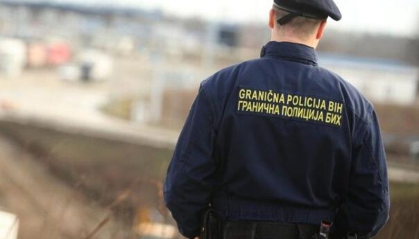 Na graničnim prelazima uhapšeno 11 osoba