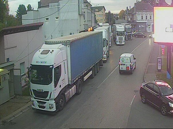 Na graničnim prelazima zadržavanja za putnička vozila nisu duža od 30 minuta