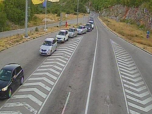 Na graničnim prelazima zadržavanje od 15 do 30 minuta