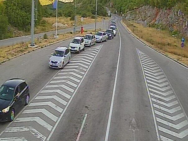 Na graničnim prelazima zadržavanje od 15 do 30 minuta