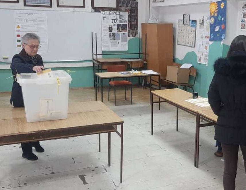 Na izborima u Foči 26 biračkih mjesta otvoreno je na vrijeme