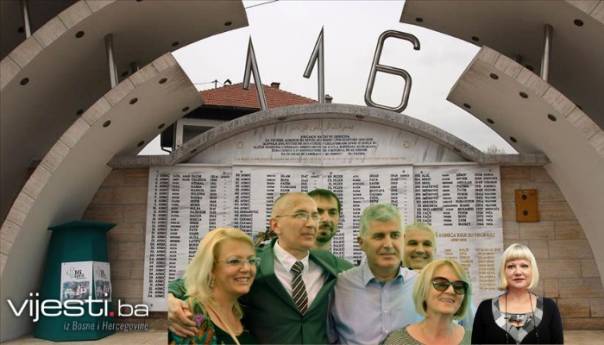 Na izjavu Kordića šute Vlaisavljević i Bradara, Schmidt gleda 'ping-pong'