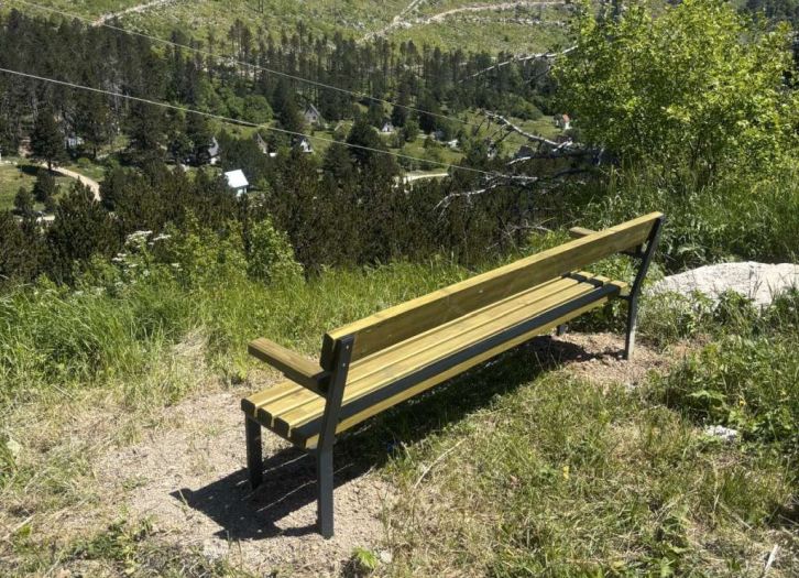 Na izletištima oko Mostara postavljene nove klupe