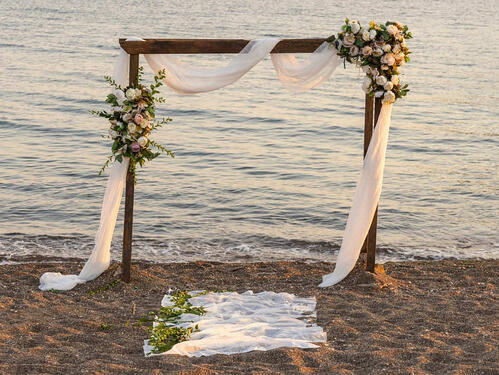 Na jednoj italijanskoj plaži su od sada dozvoljena nudistička vjenčanja