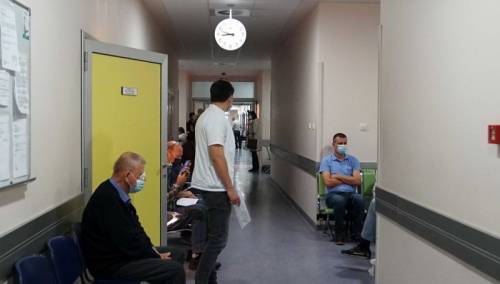 Na koronu u BiH pozitivno još 1.107 osoba