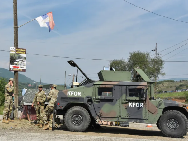 Na Kosovo stiglo 200 britanskih i više od 130 rumunskih vojnika