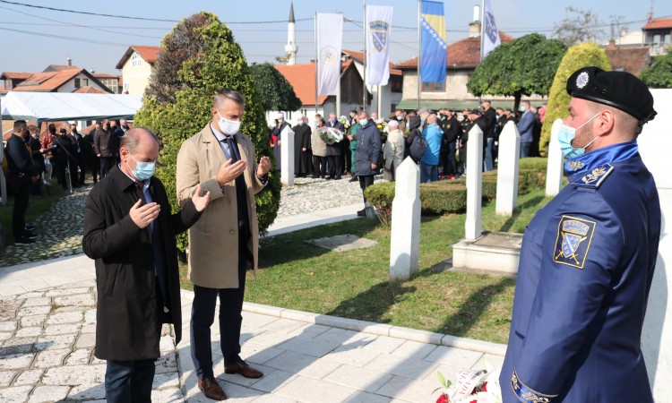 Na Kovačima obilježena 17. godišnjica smrti Alije Izetbegovića