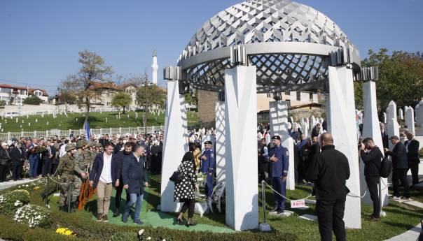 Na Kovačima obilježena godišnjica smrti Alije Izetbegovića