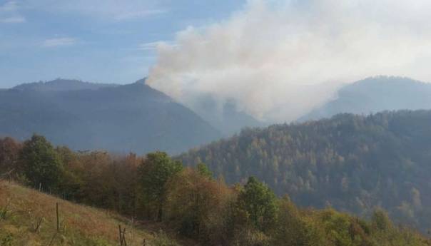 Na lokalitetu Pribićevac aktivan požar na miniranom području