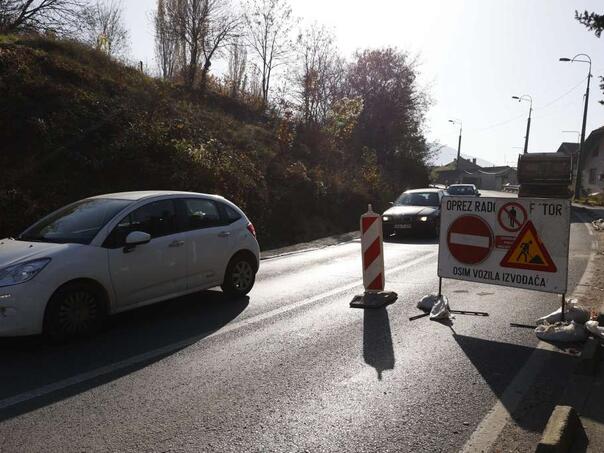 Na magistralnim putevima zbog radova saobraća se sporije