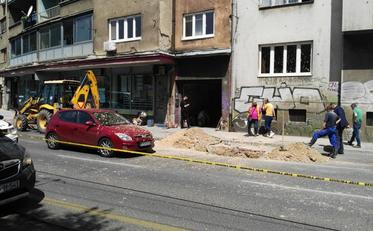 Na Marijin Dvoru incident tokom radova, saobraćaj se odvija otežano