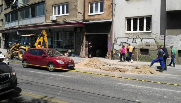 Na Marijin Dvoru incident tokom radova, saobraćaj se odvija otežano