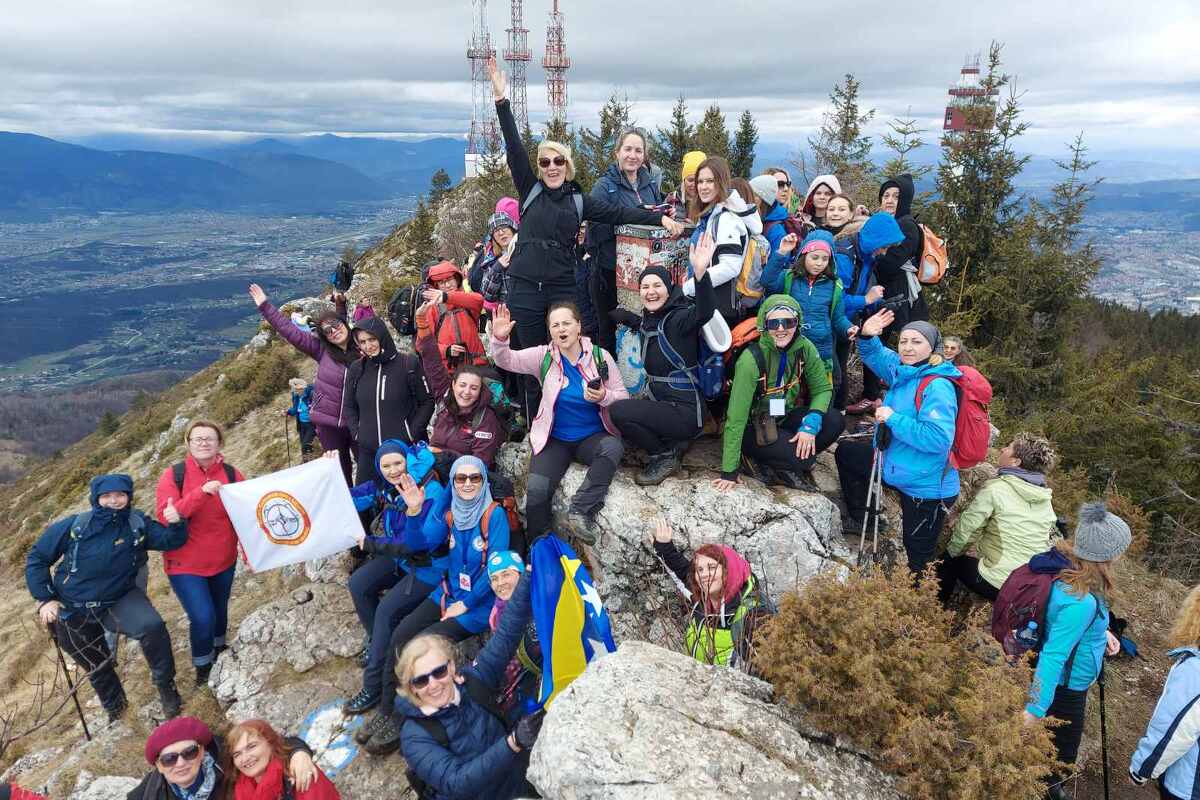 Na Međunarodni dan žena tradicionalni pohod na Trebević i ruže za sudionice