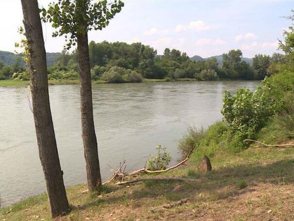 Na obali Drine nađeno tijelo muškarca