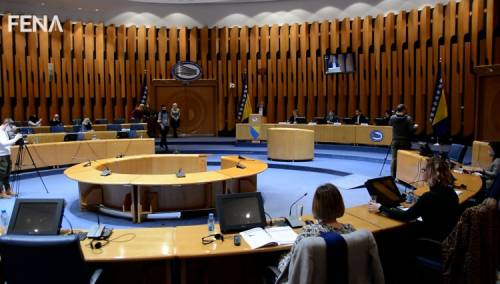 Na odgovorniji način upravljati javnim sredstvima