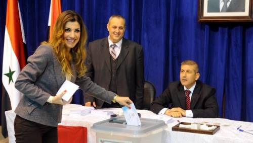 Na parlamentarnim izborima u ratu razorenoj Siriji građani biraju 250 poslanika