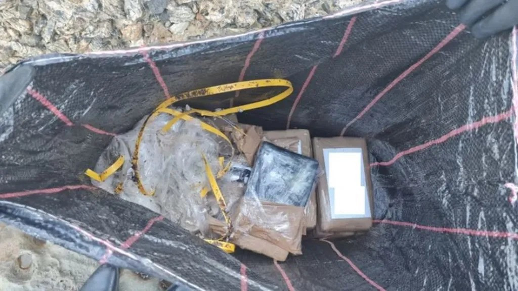 Na plažama Sydneya more i dalje izbacuje pakete kokaina