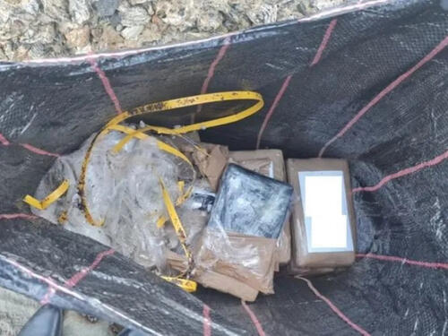 Na plažama Sydneya more i dalje izbacuje pakete kokaina