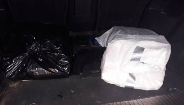 Na području Bijeljine zaplijenjeno 1.150 kutija cigareta