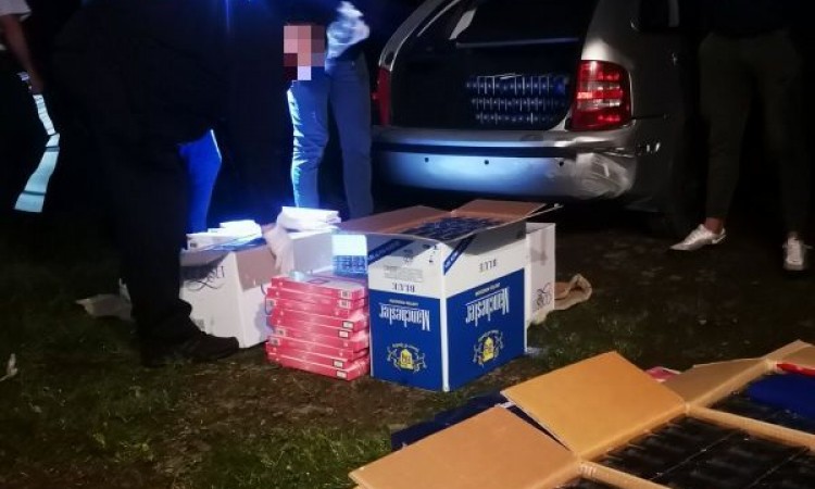 Na području Foče zaplijenjene cigarete, oružje i municija