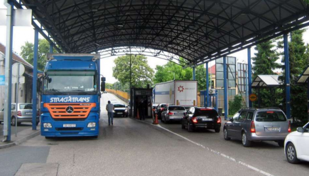 Na području Velike Kladuše spriječeno krijumčarenje državljana Turske