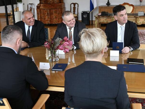 Na pomolu osnivanje Petorke: Cilj je pobijediti HDZ BiH