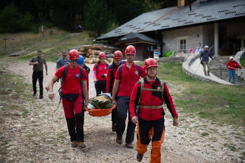 Na Prenju traje potraga za jednim stranim državljaninom, GSS na terenu