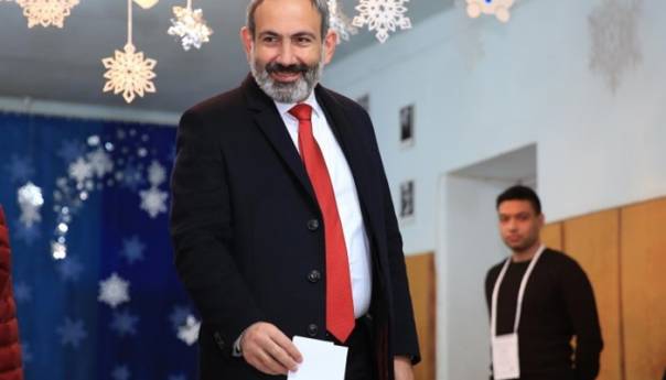 Na prijevremenim izborima Armenci biraju novi parlament