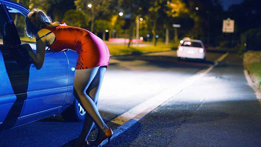 Na prostituciju navodili i maloljetnice, uhapšena dva muškarca