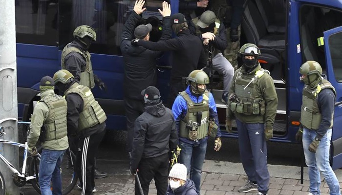 Na protestima protiv Lukašenka uhapšeno 530 osoba