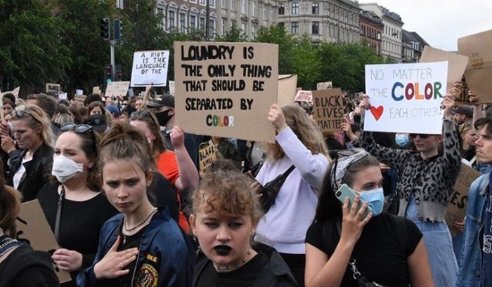 Na protestima u Danskoj više od 15.000 osoba