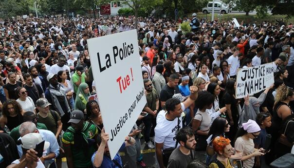 Na protestima uhapšeno više od 700 ljudi, povrijeđeno više od 40 policajaca