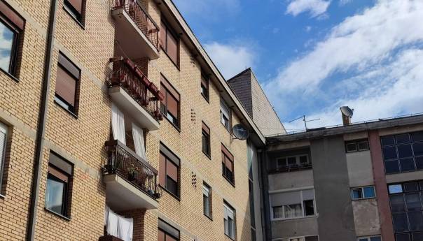 Na prozorima u Prijedoru bijeli čaršafi, 'propala' proslava rođendana