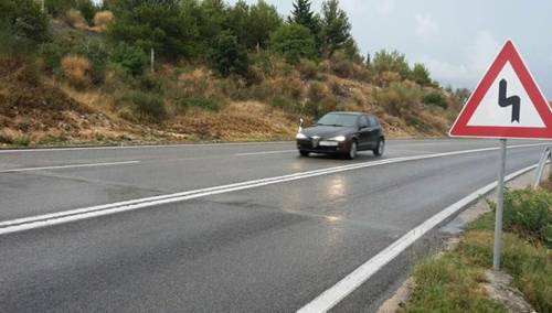 Na putevima u Hercegovini i zapadnoj Bosni mogući jači udari vjetra