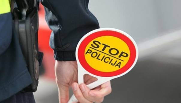 Na putu Brod na Drini-GP Hum/Šćepan Polje saobraćaj otežan zbog odrona