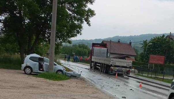 Na putu Busovača-Kiseljak smrtno stradala jedna osoba