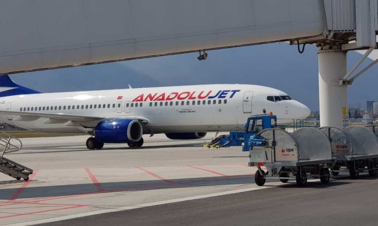 Na Sarajevski aerodrom sletio prvi avion kompanije AnadoluJet