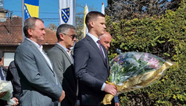 Na Šehidskom mezarju Kovači obilježena godišnjica osnivanja Armije R BiH